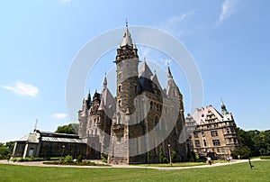 Castle in Moszna" border="0