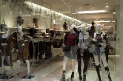 Topshop clothing store. Clothing stores online