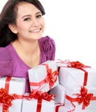 L&#39;adolescente felice porta un certo regalo Fotografia Stock Libera da Diritti - l-adolescente-felice-porta-un-certo-regalo-29255455