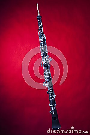 背景查出的oboe红色 免版税库存图片 - 