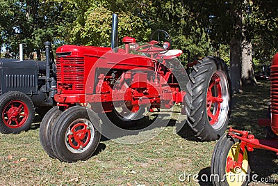 1940s Farm All Model H Tractor