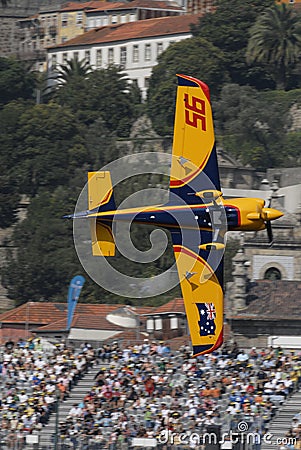 2009航空公牛葡萄牙种族红色 免版税库存图片