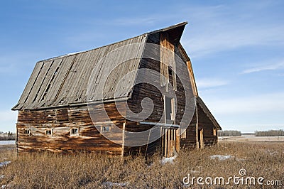 Abandoned old barn in winter