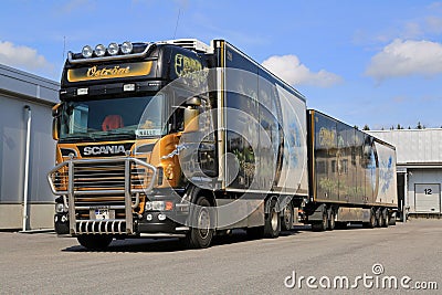 Accessorized Scania V8 Trailer Truck Transports Frozen Food