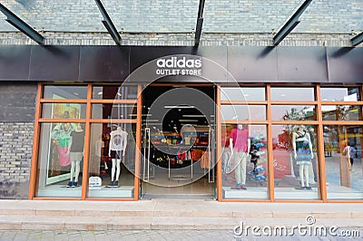 Adidas outlet store