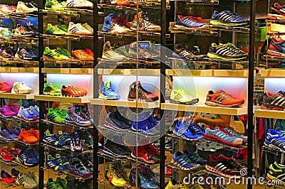 Adidas sports shoes store