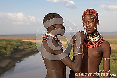 African women and body paint