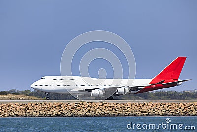 Airplane B767 Side Land