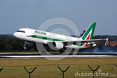 Alitalia airplane landing
