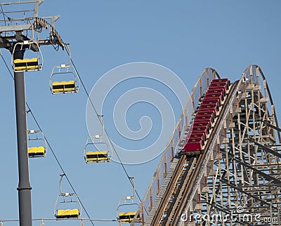 Amusement Park - Ups & Downs