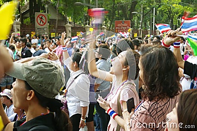 Anti-government protesters to blockade the Royal Thai Police