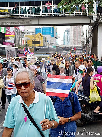 Anti-government protesters to the Democracy Monument. The protest Against The Amnesty bill in Pra