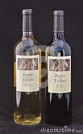 Argentinean wine Pasos de Tango