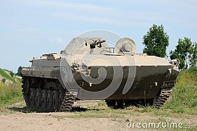 Armoured fighting vehicle