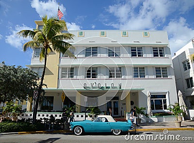 Art Deco Style Avalon in Miami Beach