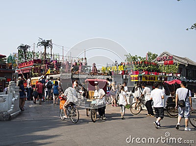 Asian Chinese, Beijing, Shichahai, yin ding Bridge