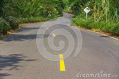 Asphalt curve road