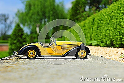 Audi 225 Front Roadster - 1935 vintage car scale replica