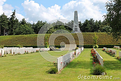 Australian 5th Division Memorial seen from Buttes New British Cemetery, Polygon Wood