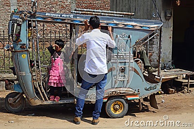 Auto-Rickshaw / Tut-tut, Mandawa, Rajasthan, India