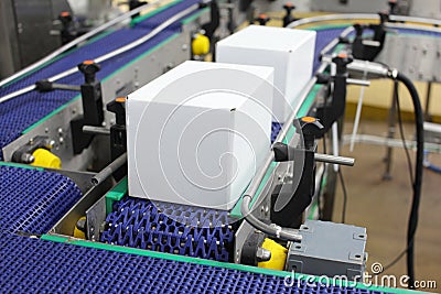 Automation - Cardboard boxes on conveyor belt