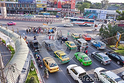 BANGKOK - DEC 23: Daily traffic jam in the afternoon on dec 23,