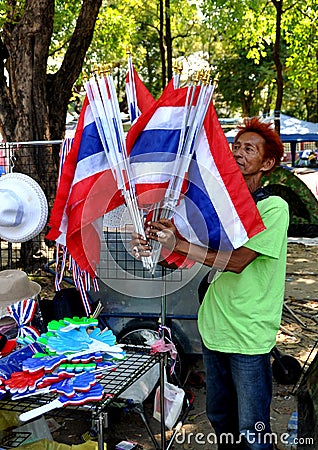 Bangkok, Thailand: Operation Shut Down Bangkok Flag Vendor