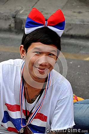 Bangkok, Thailand: Operation Shut Down Bangkok Souvenir Seller