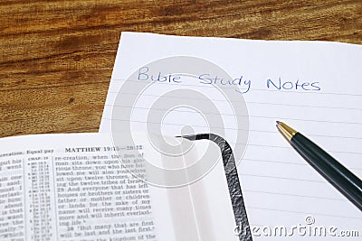 Bible With Bible Study Notes