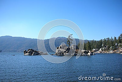 Big bear lake , lake in the mountain