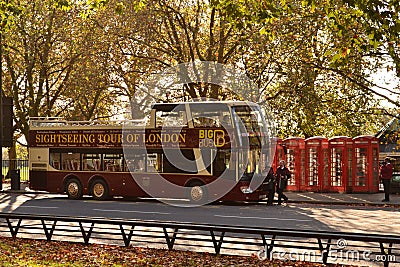 Big Bus Tours London open top bus