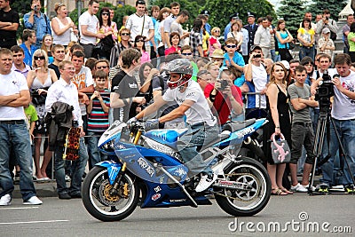 Bikers meeting and show on Kiev City Day