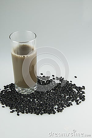 Black beans and black Soybean Milk