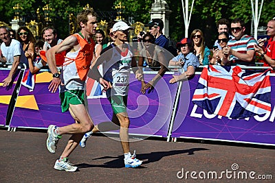 Blind Paralimpic Athlete and his guide, marathon