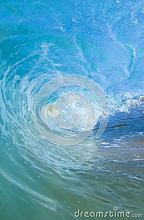 Blue barreling wave