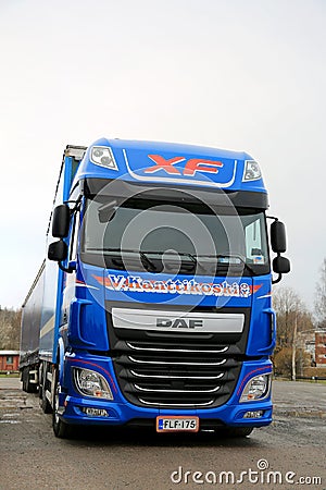 Blue DAF XF Euro 6 Truck and Trailer