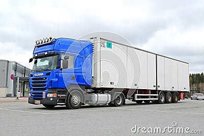 Blue Scania R440 Trailer Truck