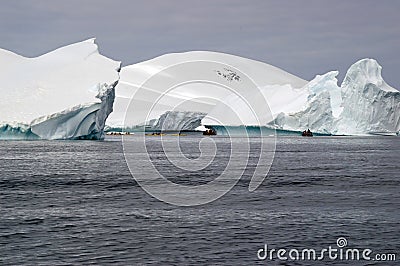 Boating among Antarctic icebergs