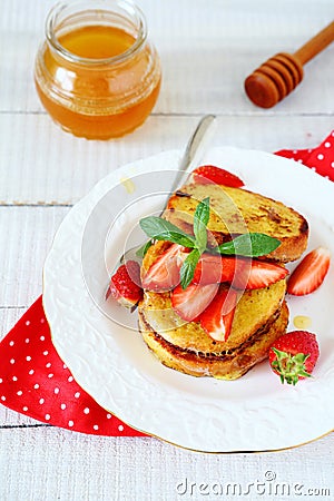 Breakfast - French toast with berries