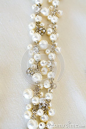Bride Pearl Wedding Necklace