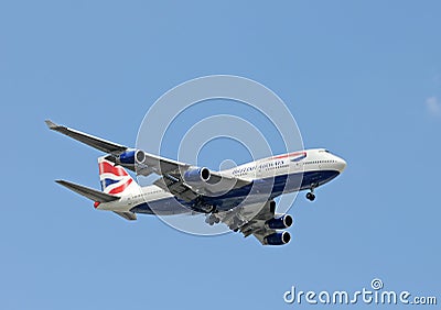 British Airways jumbo jet landing in Miami