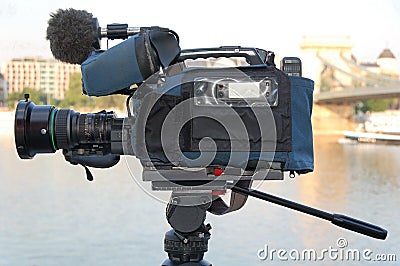 Broadcast quality camera