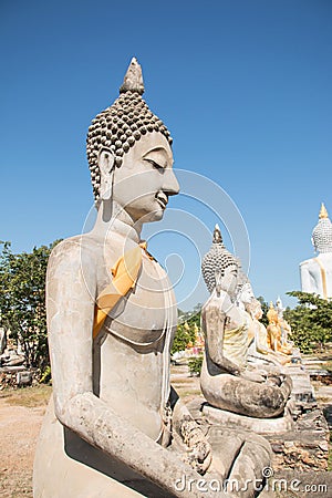 Buddha statues image