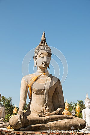 Buddha statues image