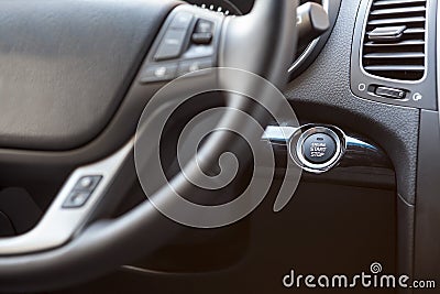 Button of automatic start and stop engine car