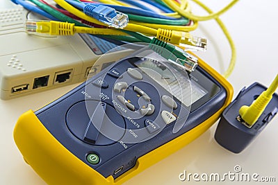 Cable tester troubleshoots and qualifies cabling speed