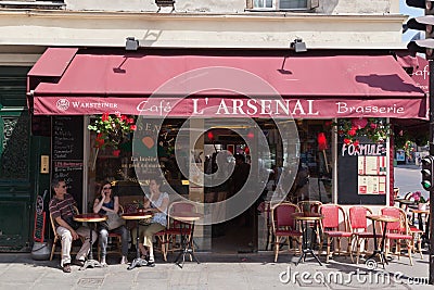 Cafe L´Arsenal in Paris