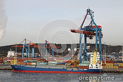 Cargo operations on a container ship