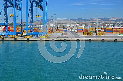 Cargo & shipping industry in Italy