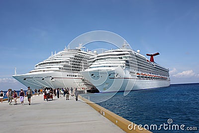 Carnival cruise ships